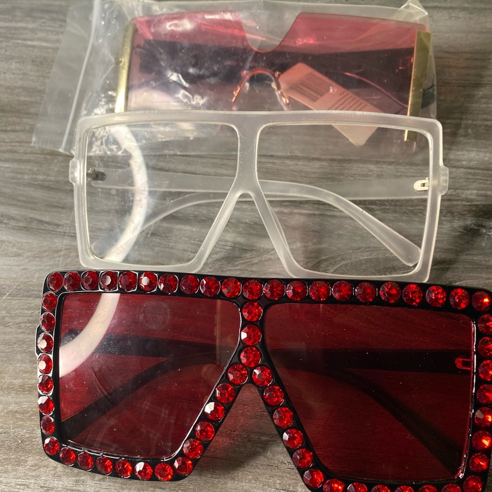 3 Hot girl Shades